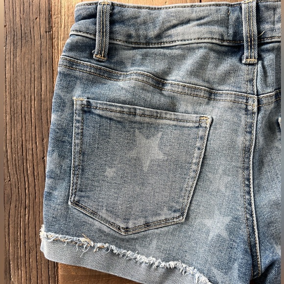 SO Blue Distressed Kids denim Girls Shorts with stars & frayed cuffed hem 10 - Picture 9 of 16
